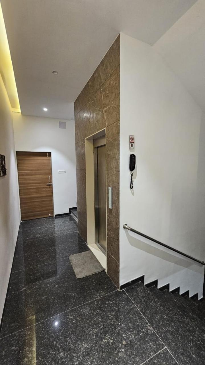 Hotel Veesons Executive Solapur Zewnętrze zdjęcie